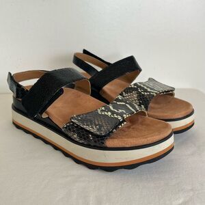 Vionic Black and Tan Snake Print Sandals
